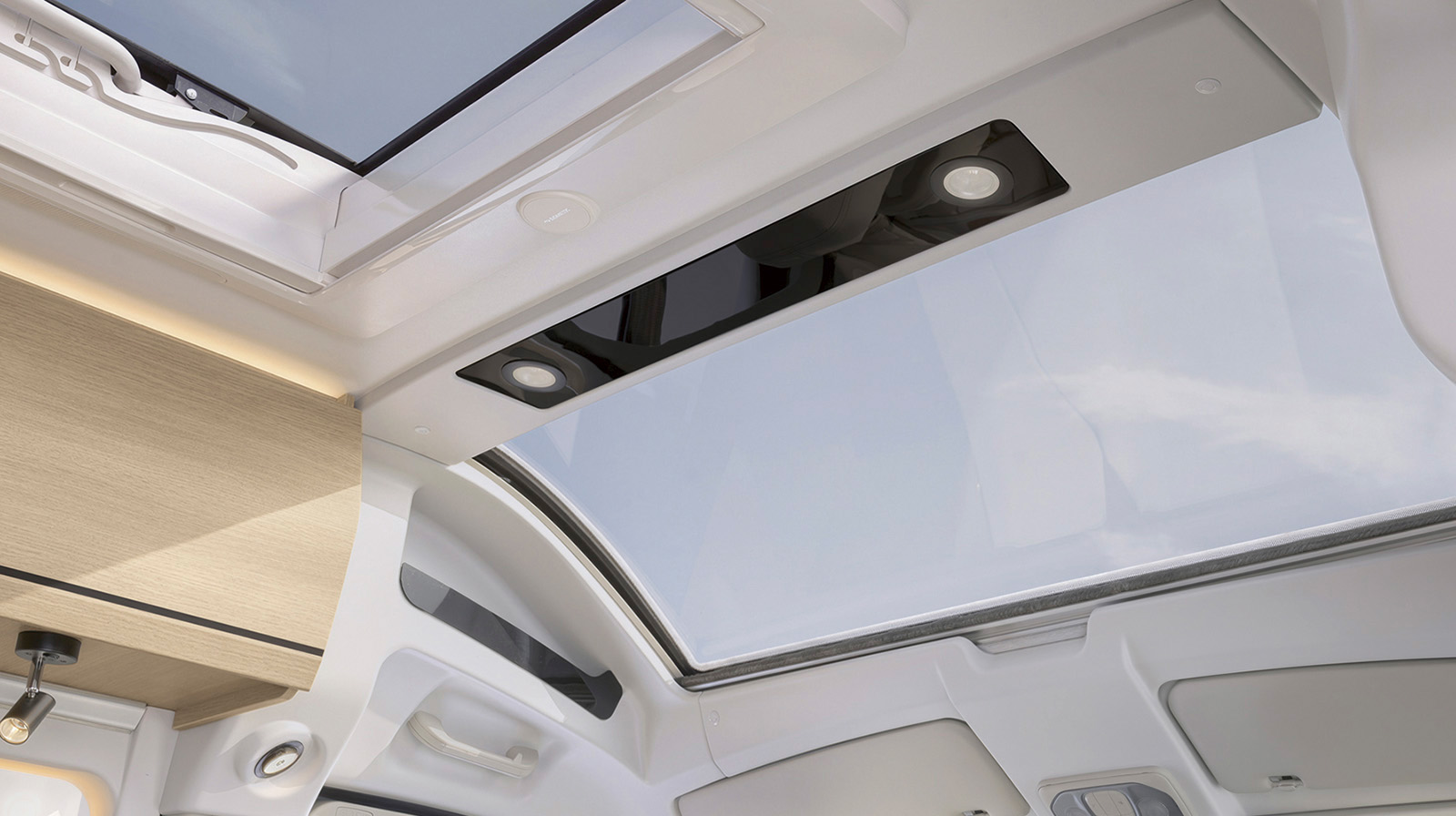 Interior photos RAPIDO Husbilar V55
