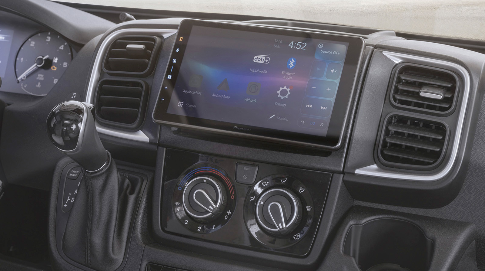 Interior photos RAPIDO Husbilar V55