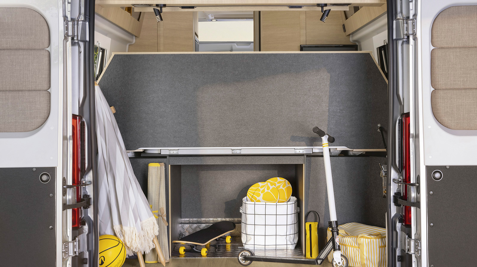 Interior photos RAPIDO Husbilar V64