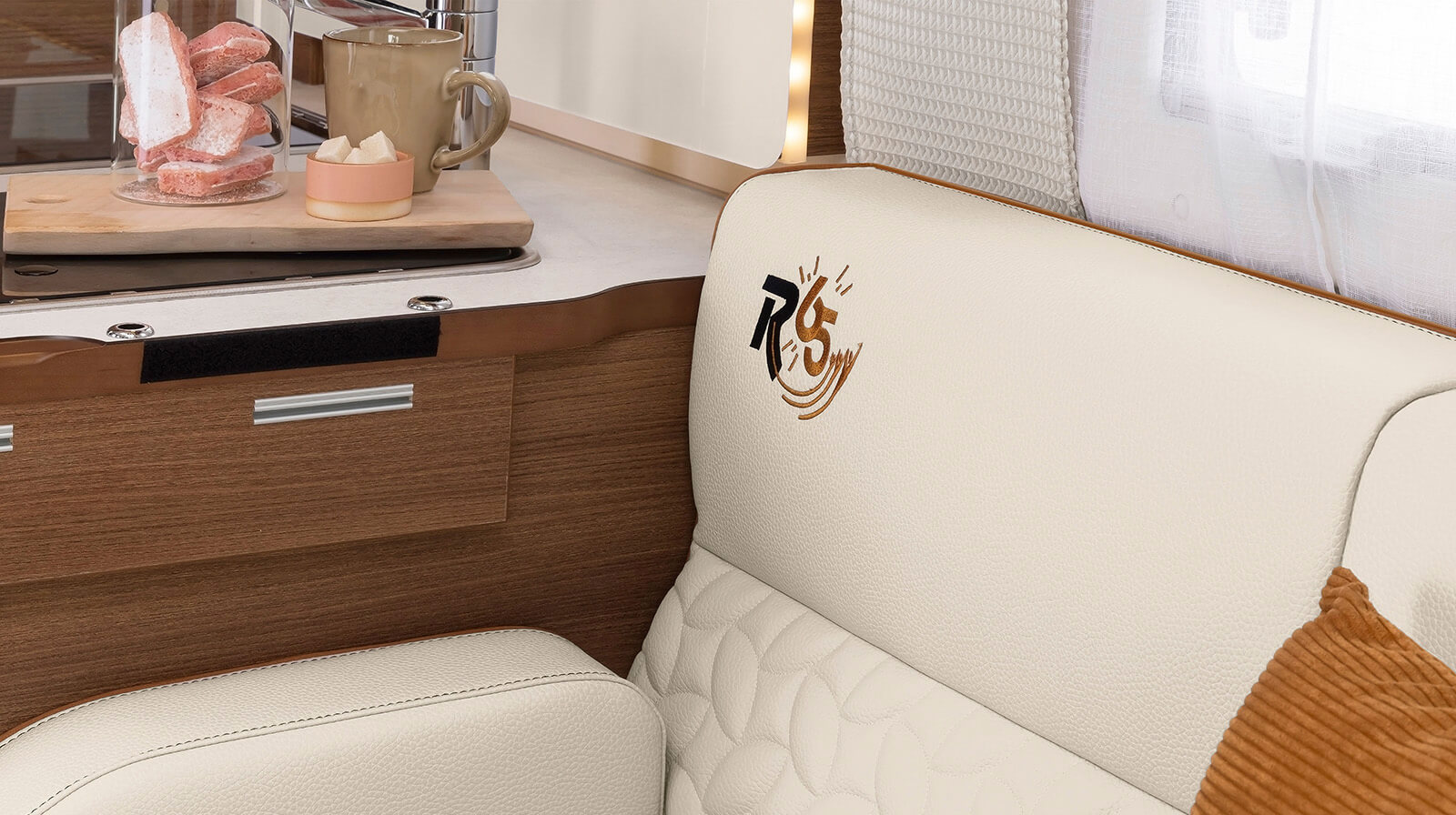 Interior photos RAPIDO Husbilar C86