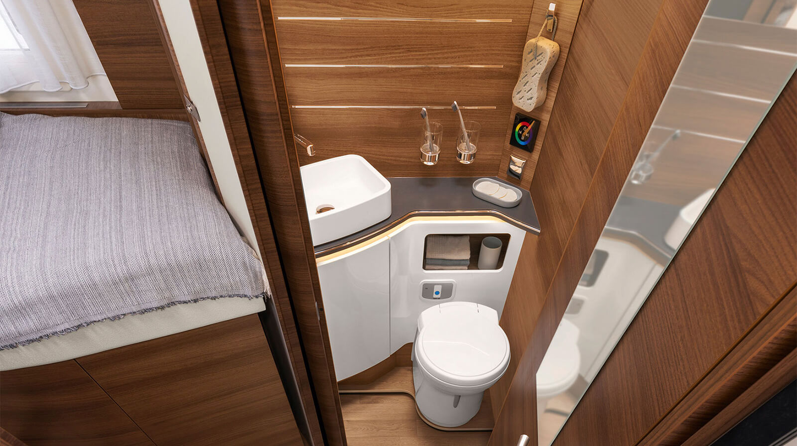 Interior photos RAPIDO Husbilar i66M ALDE