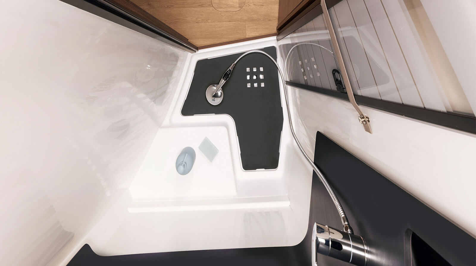 Interior photos RAPIDO Husbilar i66M ALDE