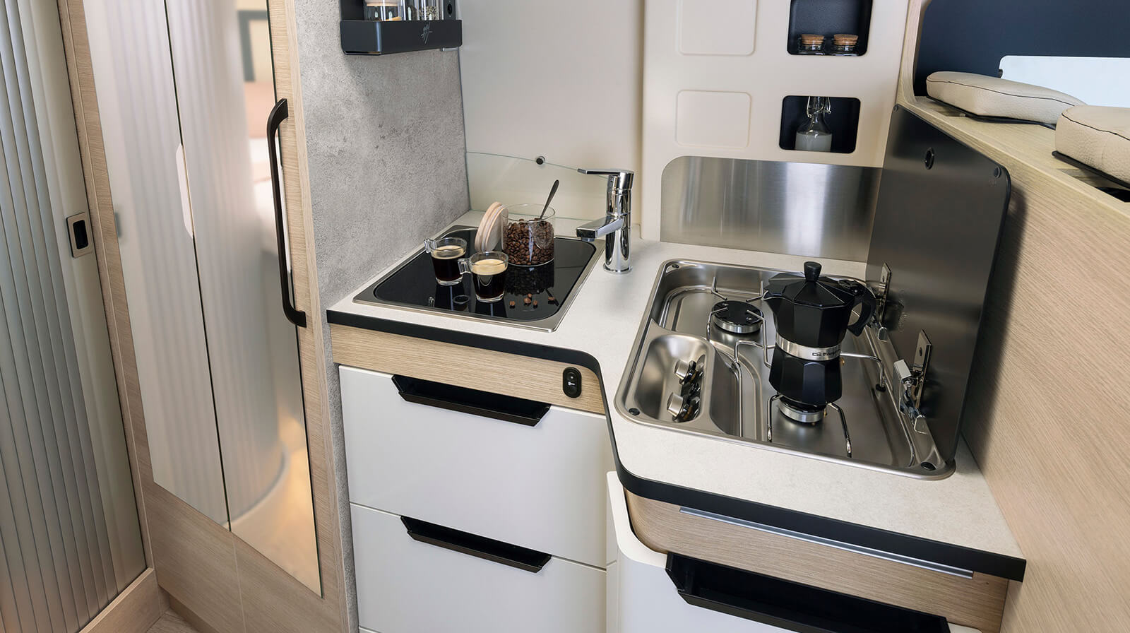 Interior photos RAPIDO Husbilar V62